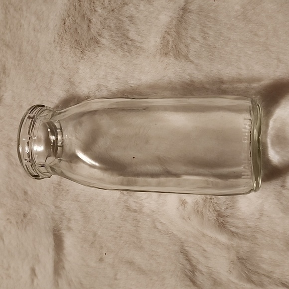 HALF PINT CLEAR GLASS BOTTLE - Picture 1 of 6